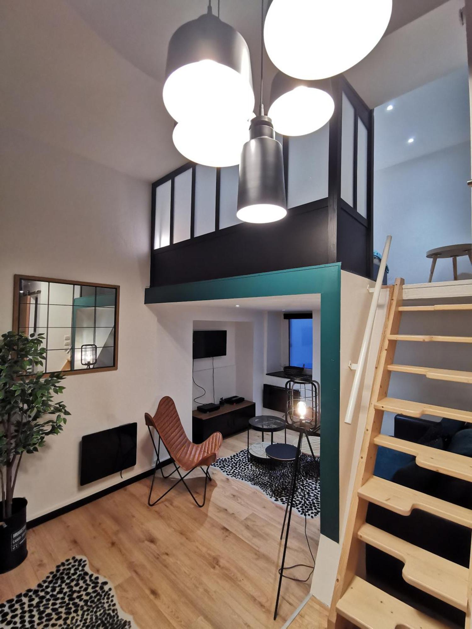 Nouveau - Au Coin Du Chateau Nantes Exterior foto